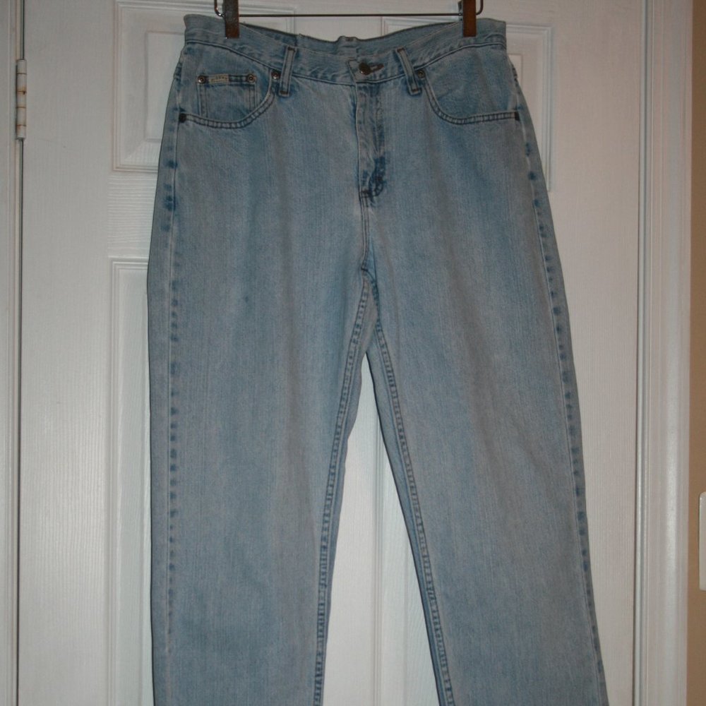 High Rise Light Wash Boyfriend Jeans